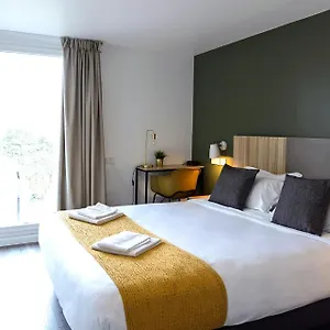 Hotel In 13, Parigi