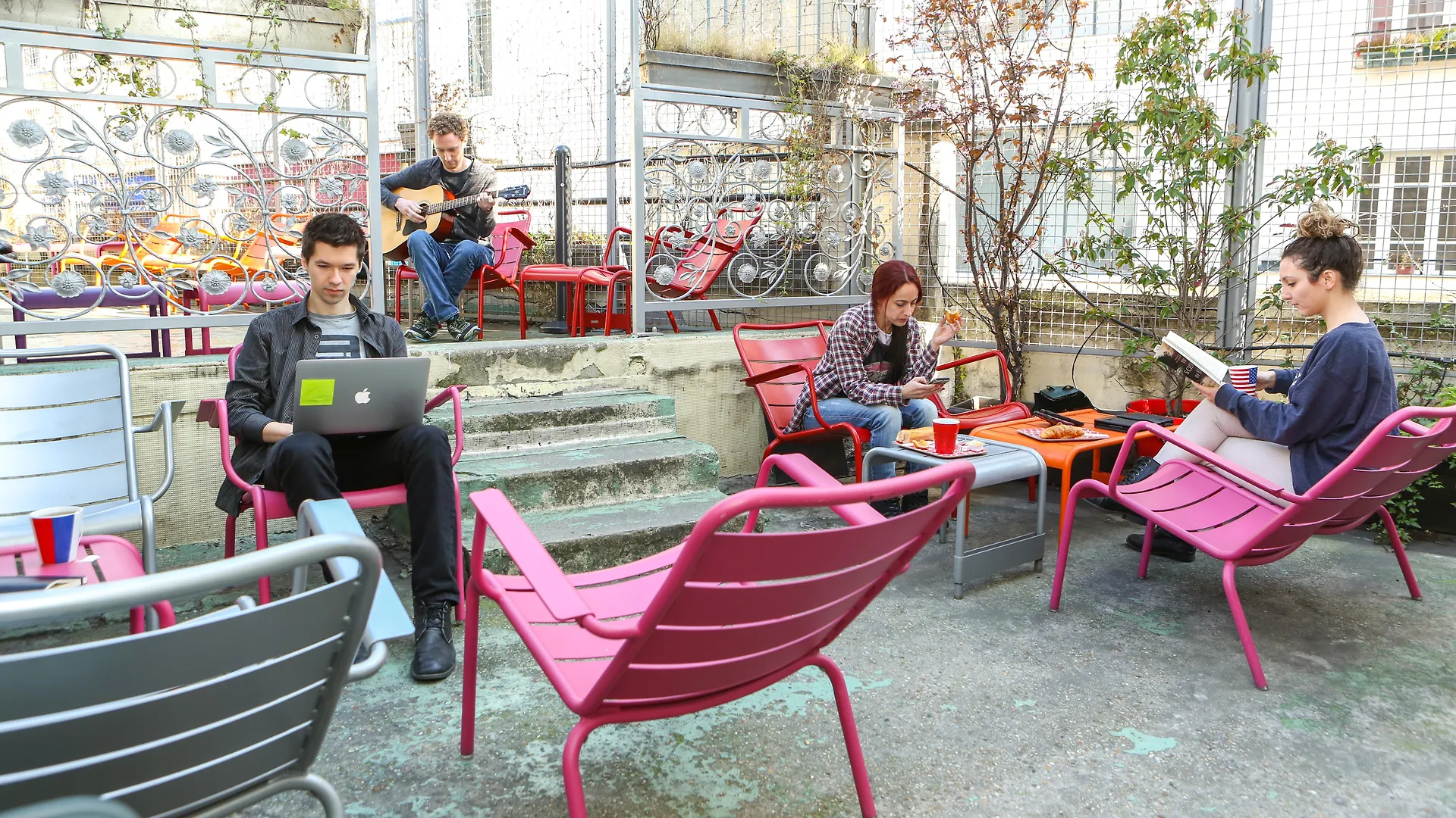 Le Village Montmartre By Hiphophostels Paris 0*,  France