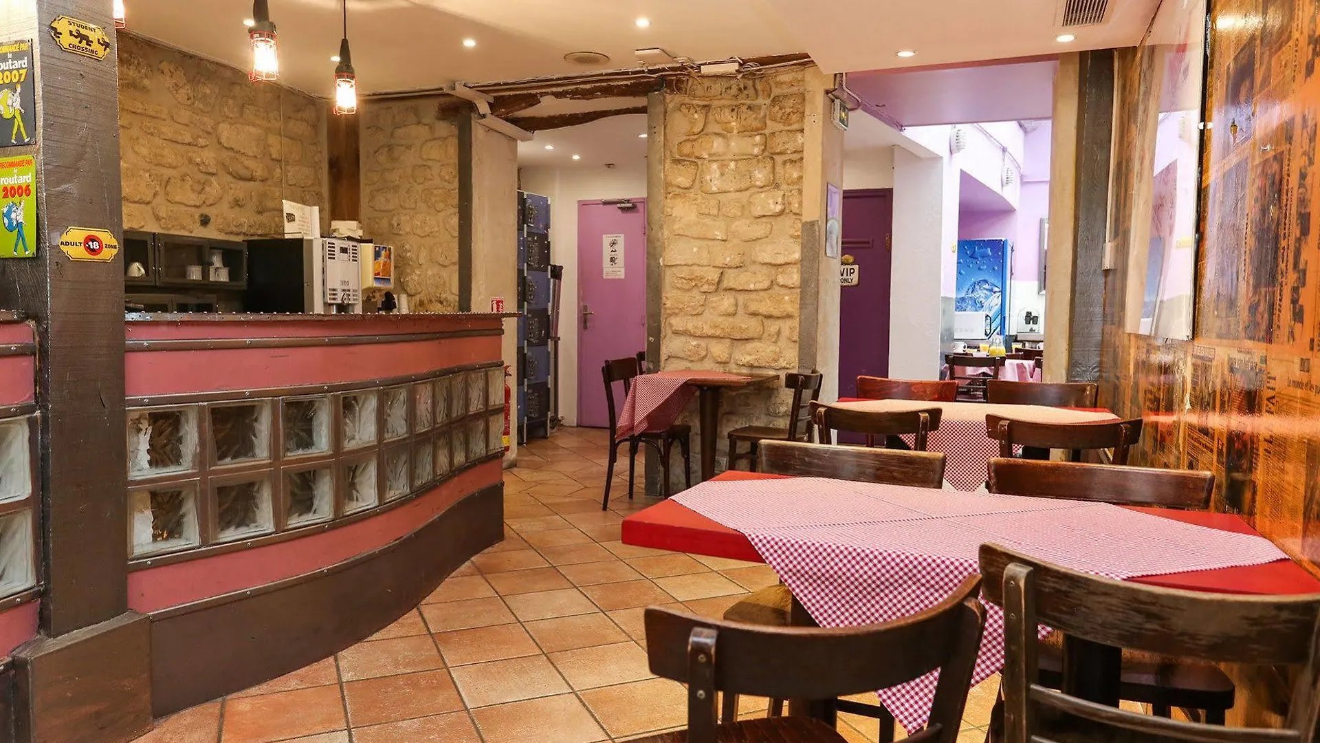 Le Village Montmartre By Hiphophostels Paris Hostel